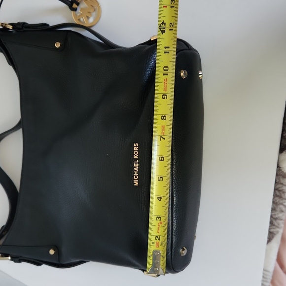 Michael Kors Large Black Leather Hobo Bag - Picture 10 of 13